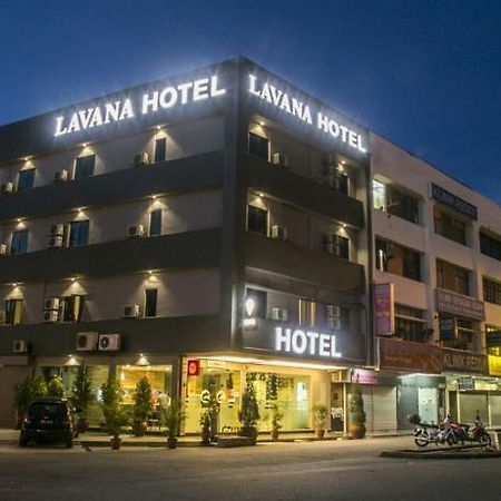 Lavana Hotel Batu Caves Exterior photo